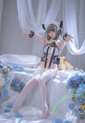 Hoshilily / hoshilily1 / hoshilily_cos / 星之迟迟 nude photo #2499