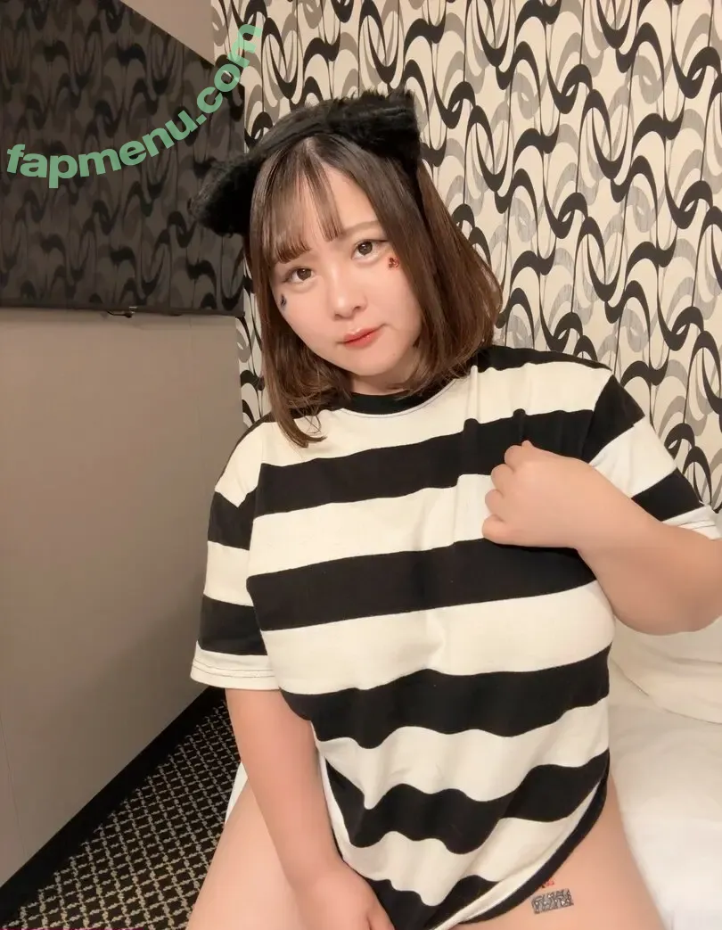 Hoshino Ume nude photo #0318 (hoshino_ume_ / ほしのうめ)