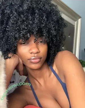  nude photo #0004