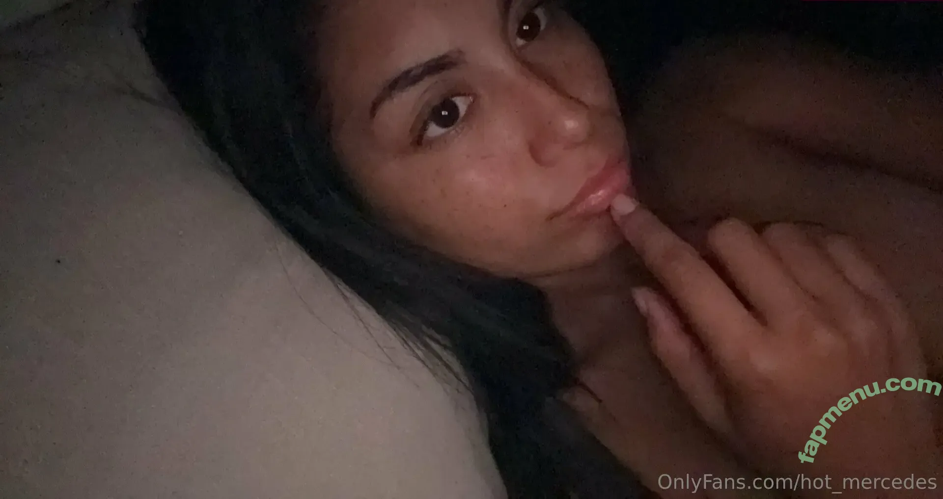 hot_mercedes nude photo #0005 (mercedesthedancerxo)