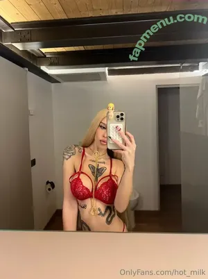 hot_milk nude