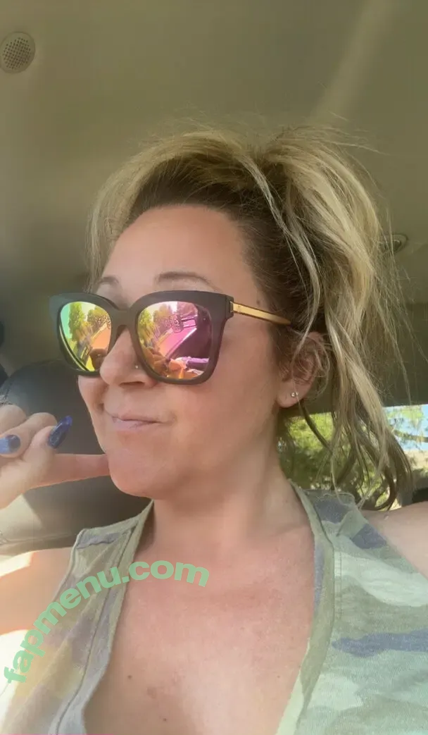 hot_wife_victoria nude photo #0569 (Hotwife_Vxxx / _torias_secret_)