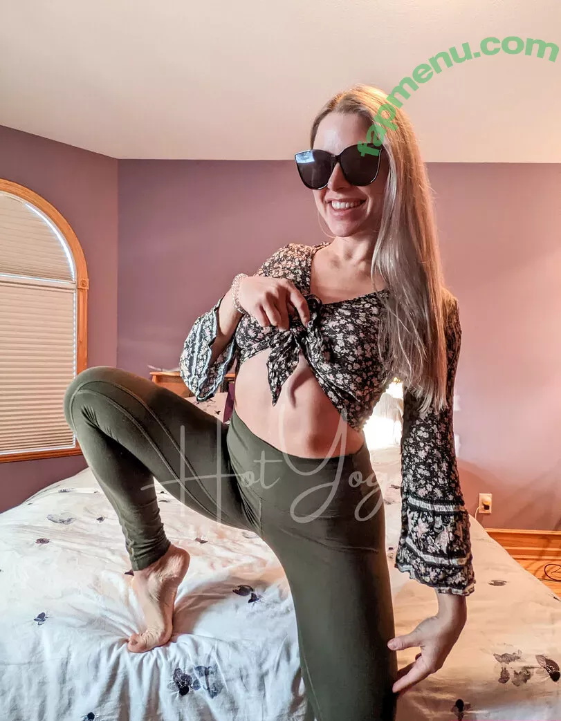 hot-yoga nude photo #0144 (hot-yoga)