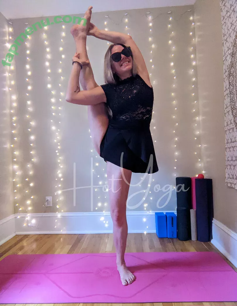 hot-yoga nude photo #0213 (hot-yoga)