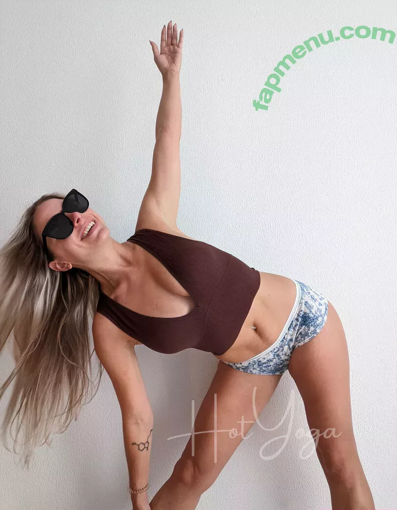 hot-yoga nude photo #0238 (hot-yoga)