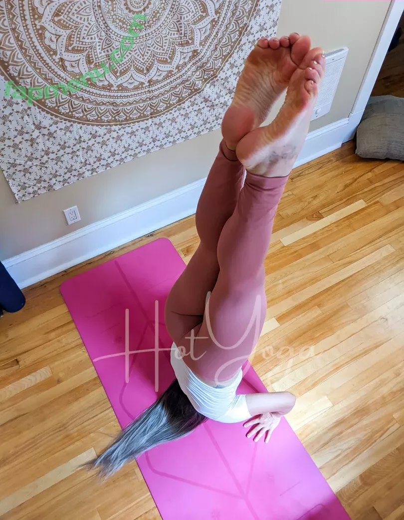 hot-yoga nude photo #0263 (hot-yoga)