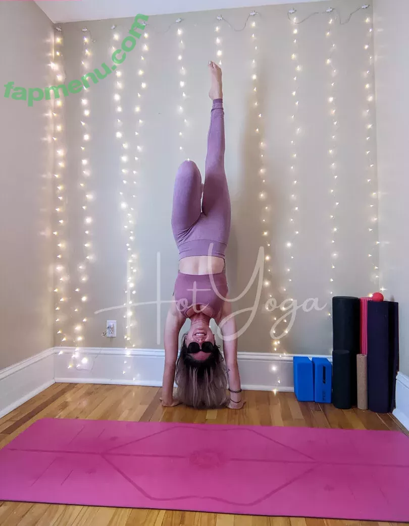 hot-yoga nude photo #0350 (hot-yoga)