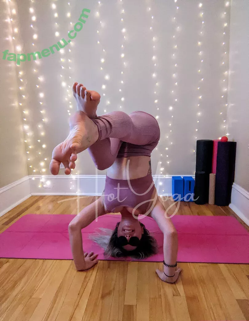 hot-yoga nude photo #0355 (hot-yoga)