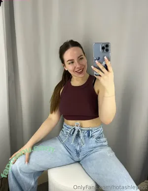 hotashleyhot / hot_ashley.loli nude photo #0037