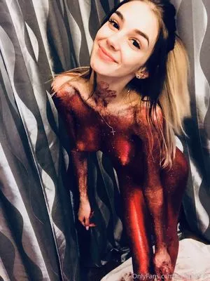 hotfallingdevil / aniela_hfd / fallingdevil / fallingdevill / hotfallingdevill nude photo #0025