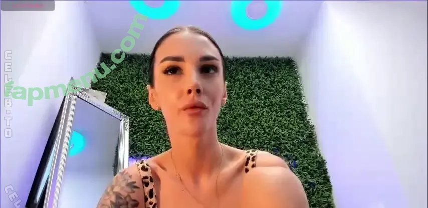 hotfallingdevil nude photo #0875 (aniela_hfd / fallingdevil / fallingdevill / hotfallingdevill)