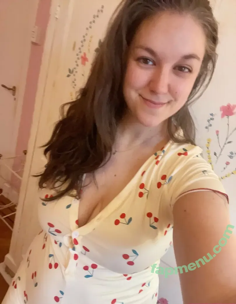 hotforcora nude photo #0039 (hotfourteacher)