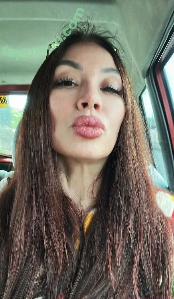 hotmesstv nude photo #0003 (hotmesstv)