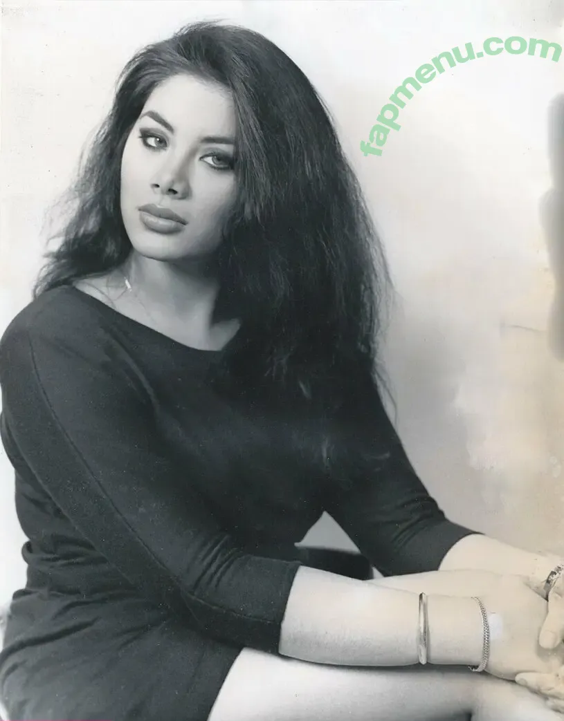 hotmesstv nude photo #0009 (hotmesstv)