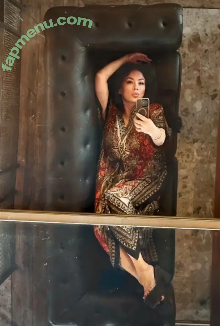 hotmesstv nude photo #0015 (hotmesstv)