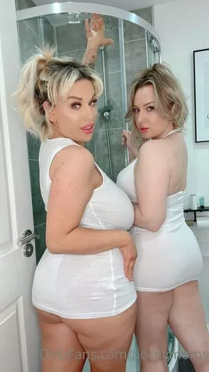 hotmomlove / Lilly and penny / hotmomlovex / pennylilylove nude photo #0303