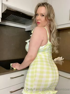 hotmomlove / Lilly and penny / hotmomlovex / pennylilylove nude photo #0448