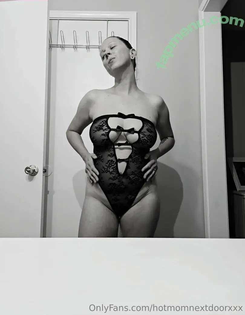 hotmomnextdoorxxx nude photo #0030 (hotmomnextdoor)