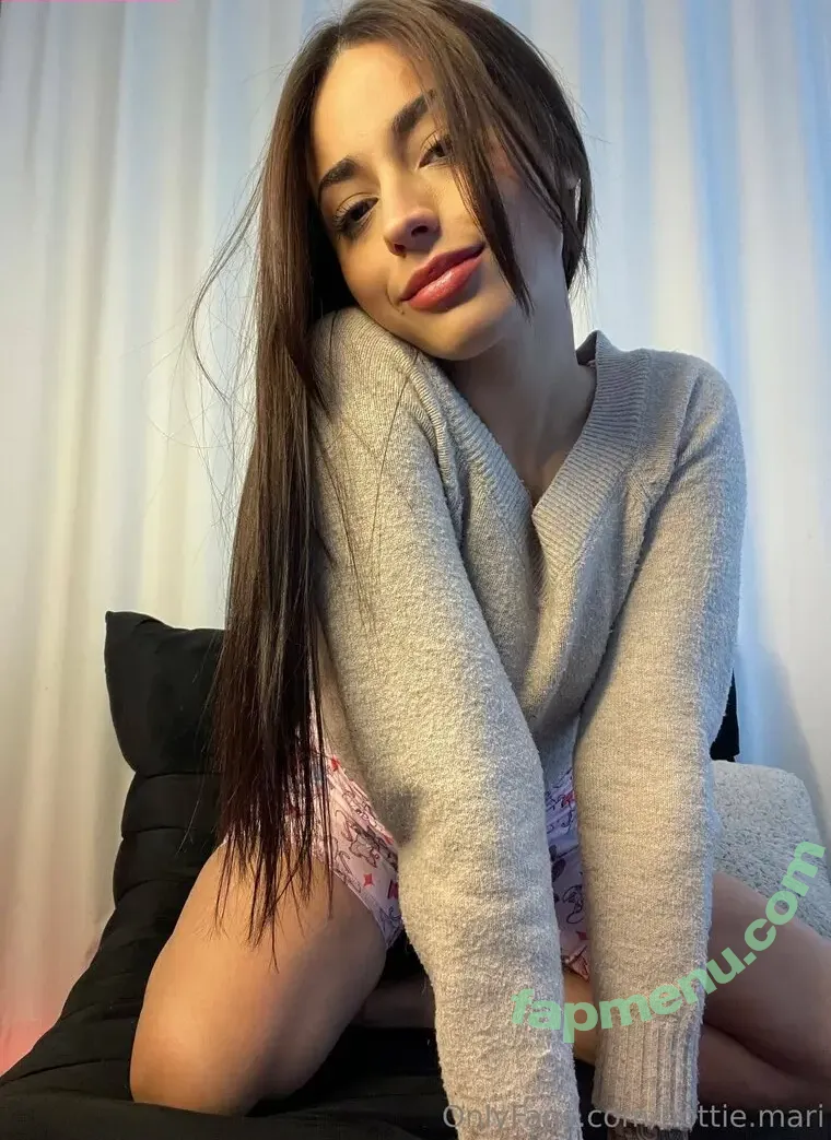 hottie.mari nude photo #0097 (hottieyogi)