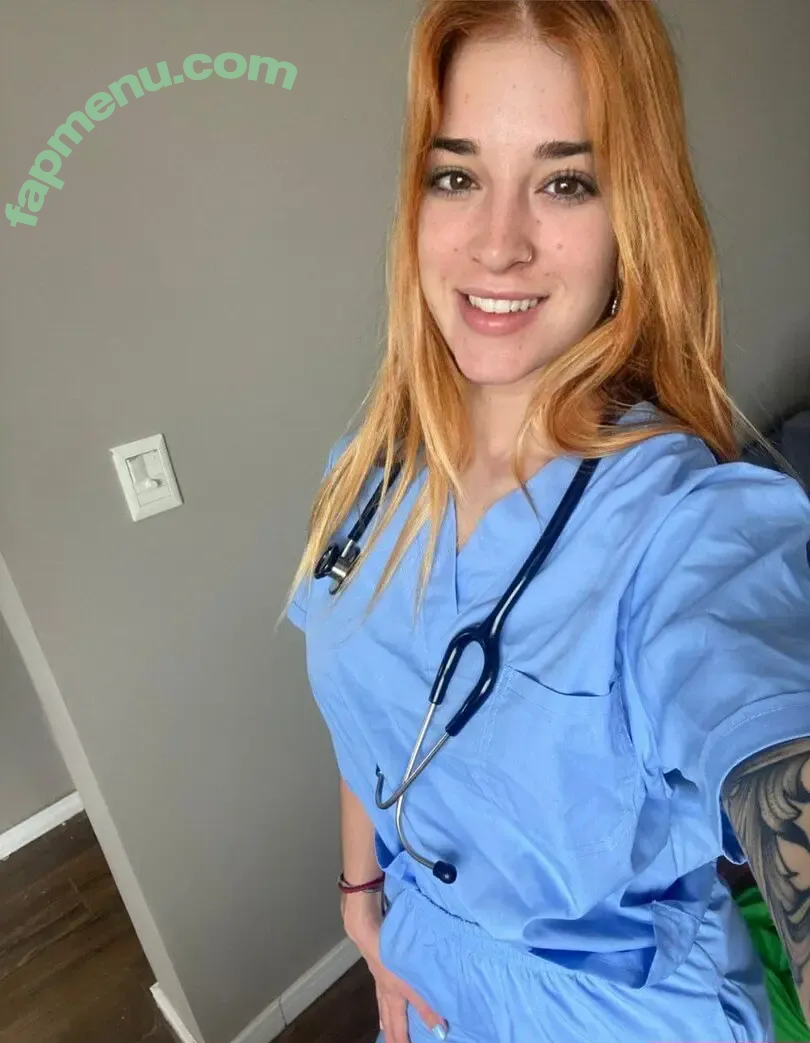 Hottie Sofia nude photo #0014 (fitnursesofia / sofia_the.hottie)