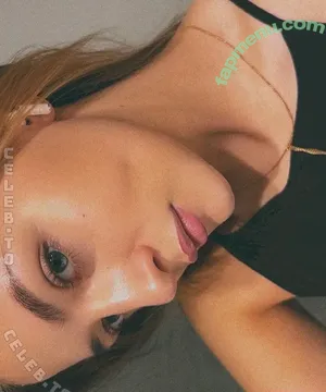 HottiesTwo / Aliada nude photo #0022