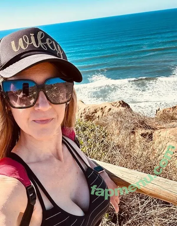 Hotwife Victoria nude photo #0120 (eu_victoriavic / hot_wife_victoria)