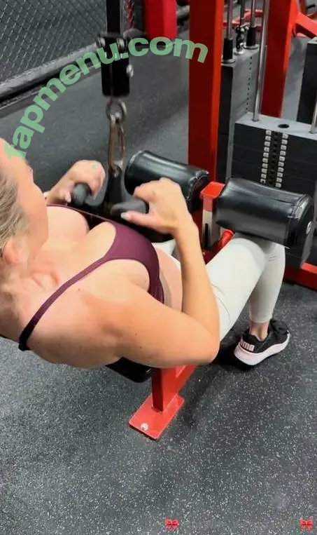 Hotwife Victoria nude photo #0121 (eu_victoriavic / hot_wife_victoria)