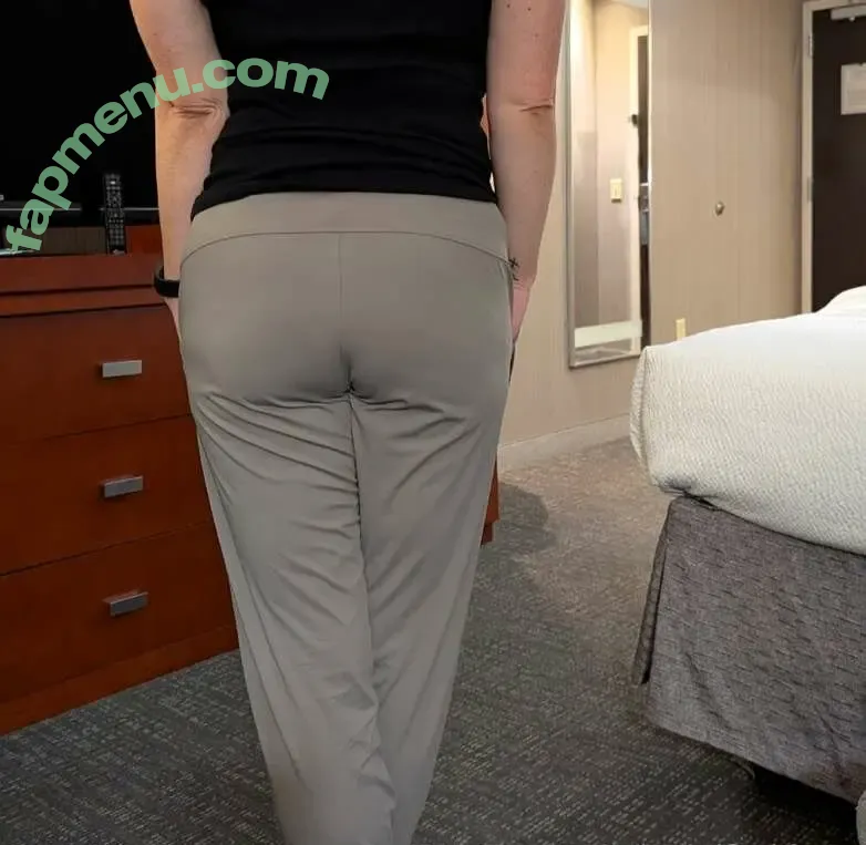 hotwifesidney nude photo #0100 (hotwifesidney)