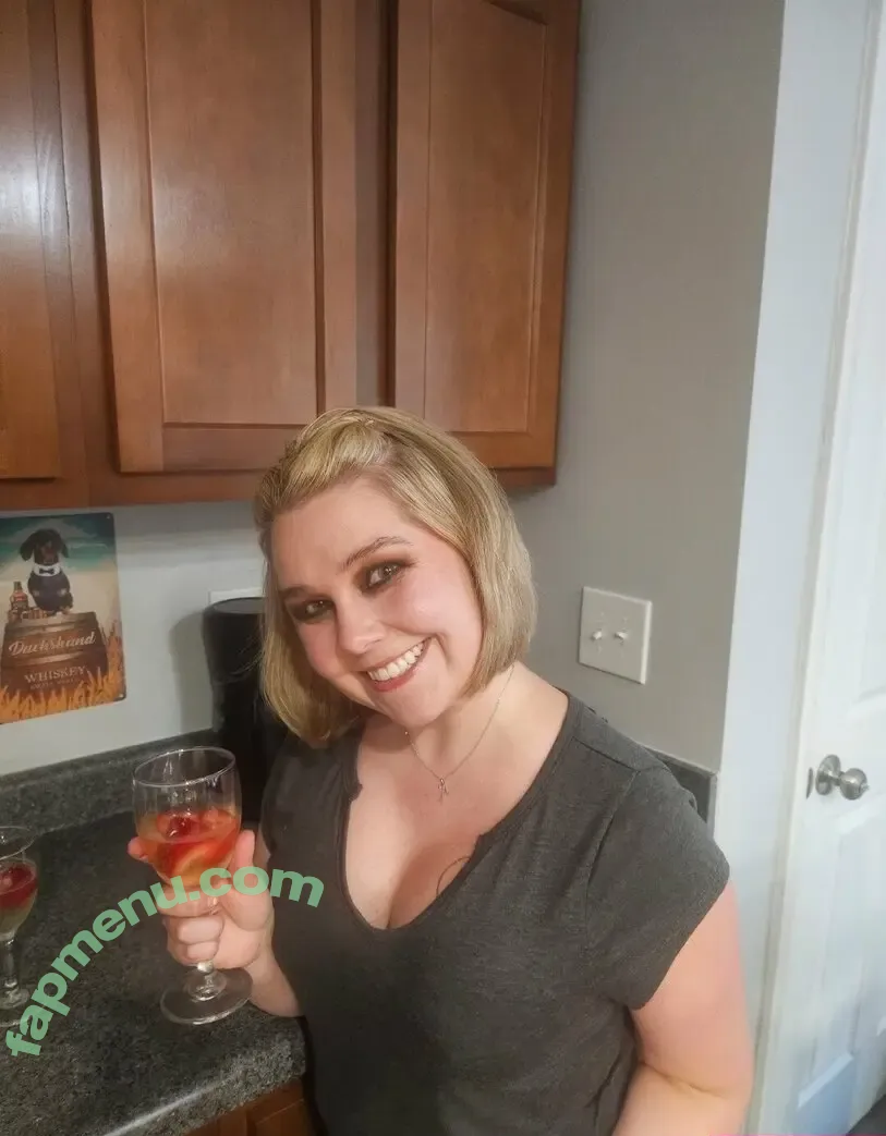 hotwifetessa nude photo #0001 (housewifetessa)