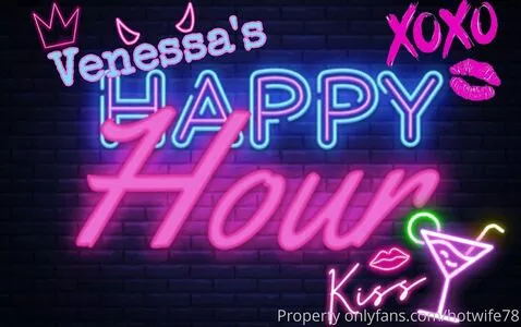 hotwifevenessa / lovevenessa nude photo #0058