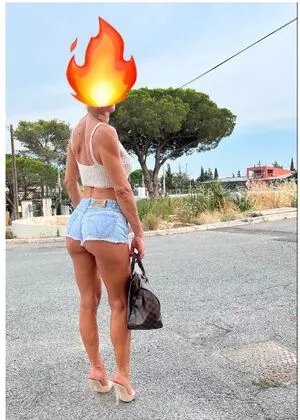 Hotwives XXX / hotwifeemma / katiejaneuk nude photo #0259