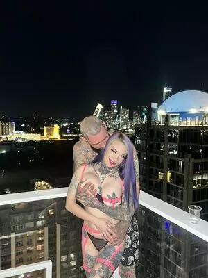 Hotwives XXX / hotwifeemma / katiejaneuk nude photo #0291