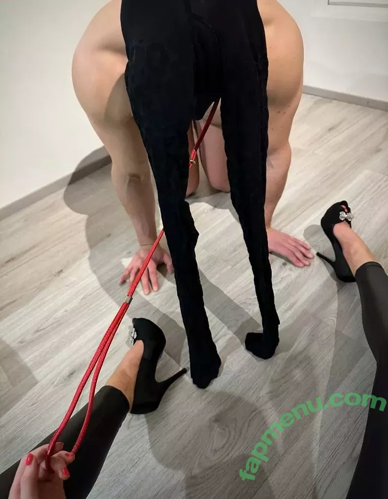 Hotwives XXX nude photo #0079 (hotwifeemma / katiejaneuk)