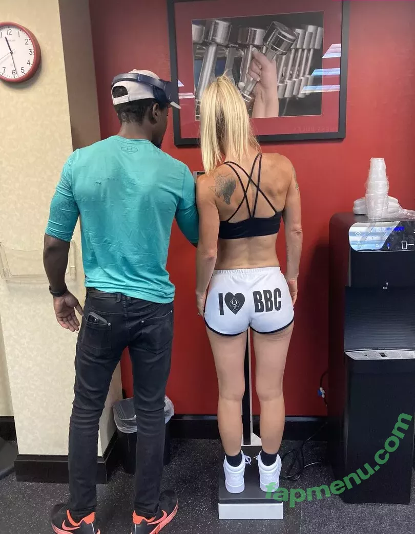 Hotwives XXX nude photo #0153 (hotwifeemma / katiejaneuk)