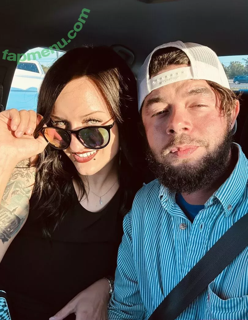 Hotwives XXX nude photo #0215 (hotwifeemma / katiejaneuk)