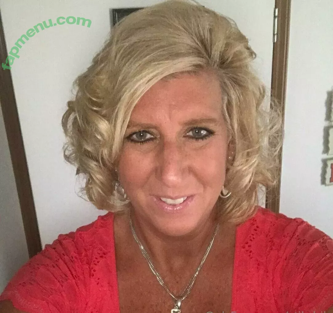 Hotwives XXX nude photo #0276 (hotwifeemma / katiejaneuk)