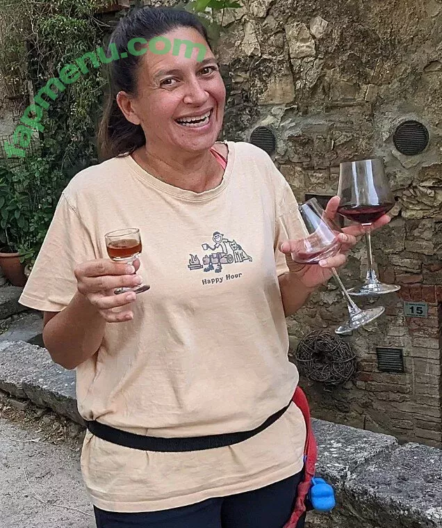 Hotwives XXX nude photo #0372 (hotwifeemma / katiejaneuk)