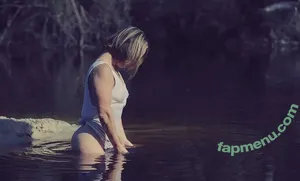 Hotwives XXX / hotwifeemma / katiejaneuk nude photo #1206