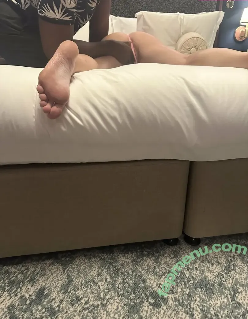 Hotwives XXX nude photo #1515 (hotwifeemma / katiejaneuk)