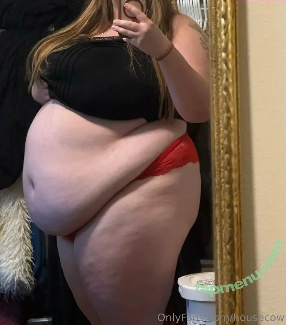 housecow nude photo #0088 (flowertowncharm)