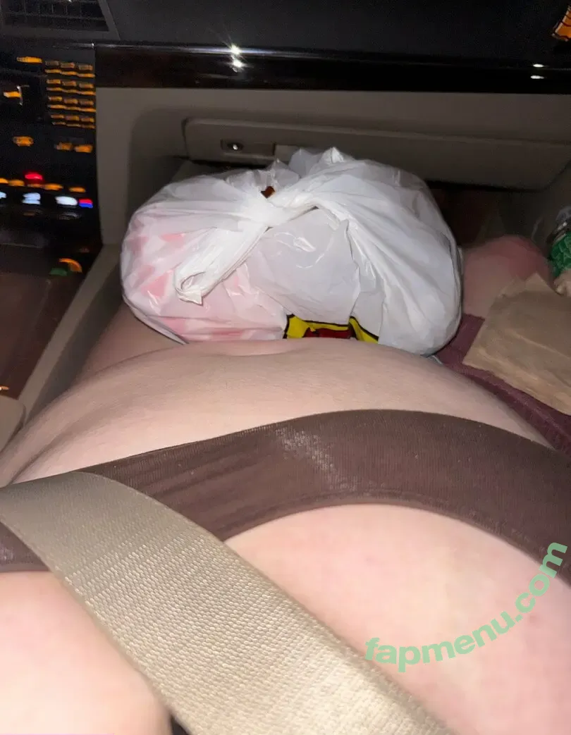 housecow nude photo #0161 (flowertowncharm)