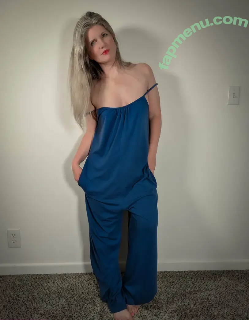 housewifegingerfree nude photo #0092 (the.real.housewifeginger)