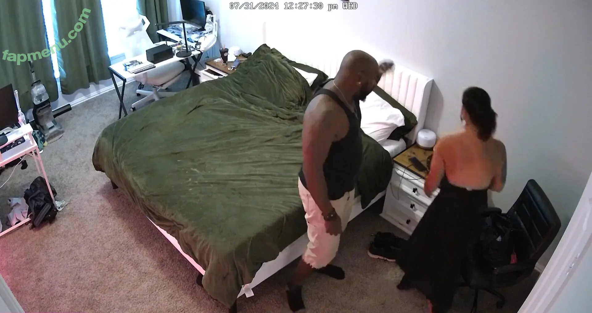 Houston Hotwife nude photo #0198 (Alyx_Urie / CheatOnHim99 / backshotbarbie96 / iammiyahouston)