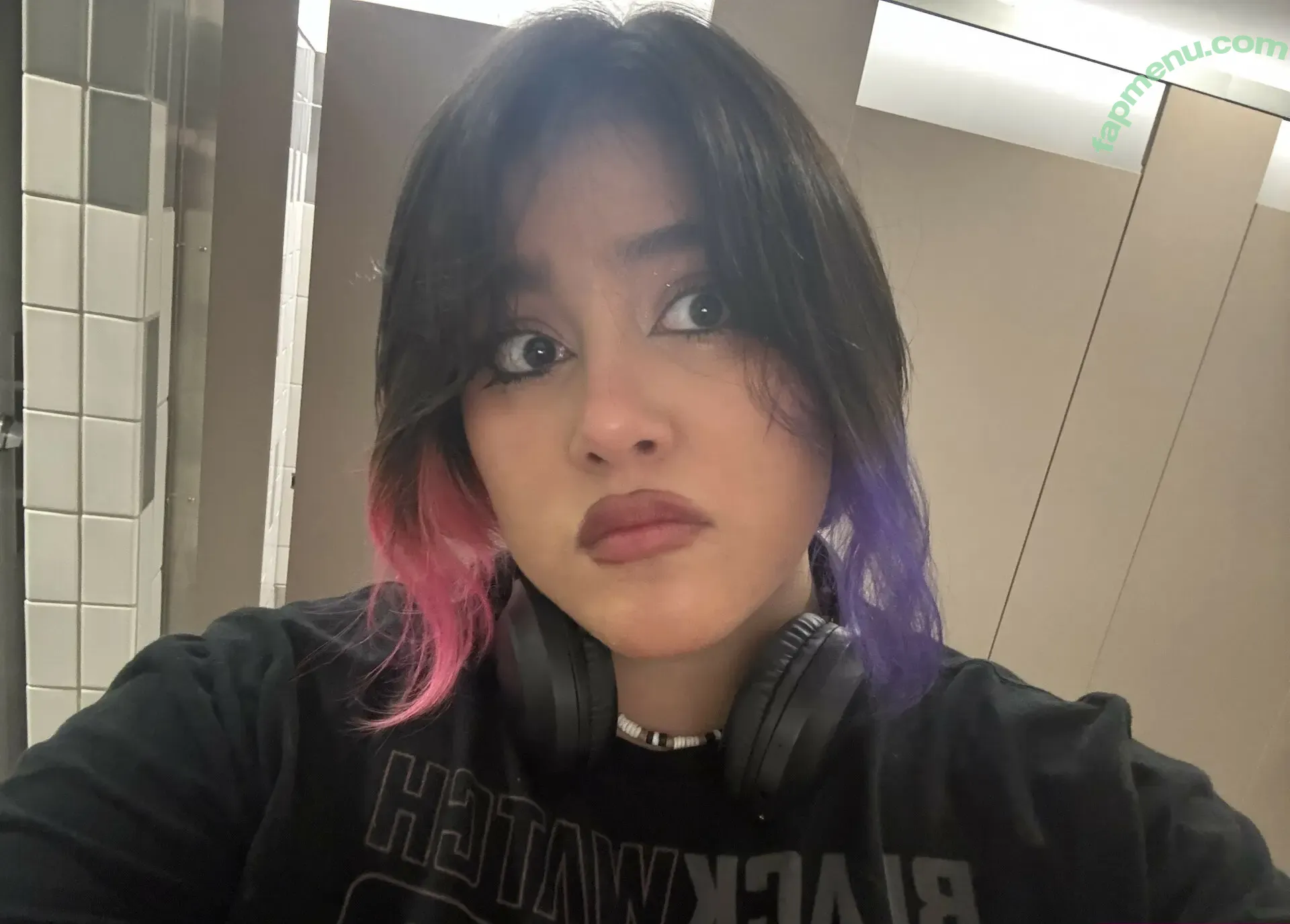 Howdycompa nude photo #0105 (compahowdy)