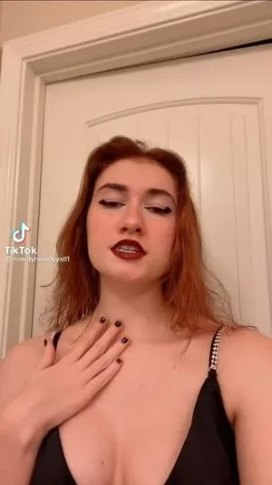 Howdyhowdyyall1 / blackmarketbagelsociety / howdy_howdy_yalll / mostlymilk nude photo #0016