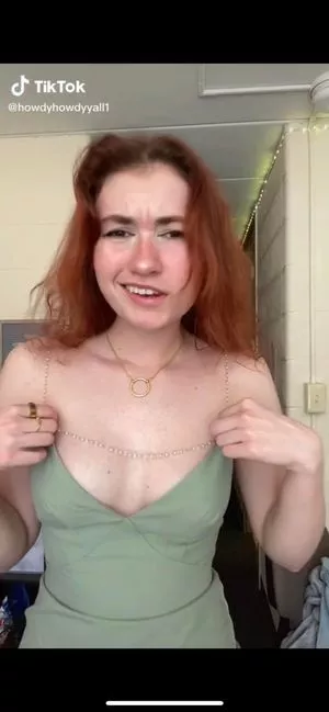 Howdyhowdyyall1 / blackmarketbagelsociety / howdy_howdy_yalll / mostlymilk nude photo #0023