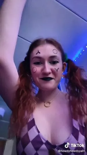 Howdyhowdyyall1 / blackmarketbagelsociety / howdy_howdy_yalll / mostlymilk nude photo #0033