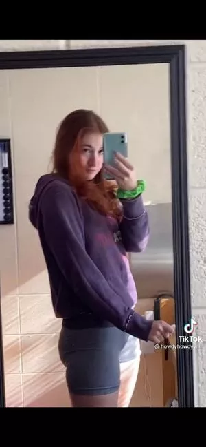 Howdyhowdyyall1 / blackmarketbagelsociety / howdy_howdy_yalll / mostlymilk nude photo #0039