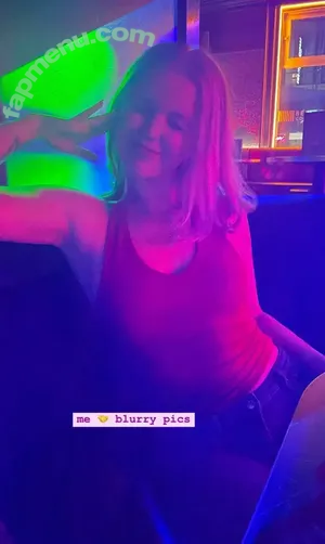  nude photo #0001
