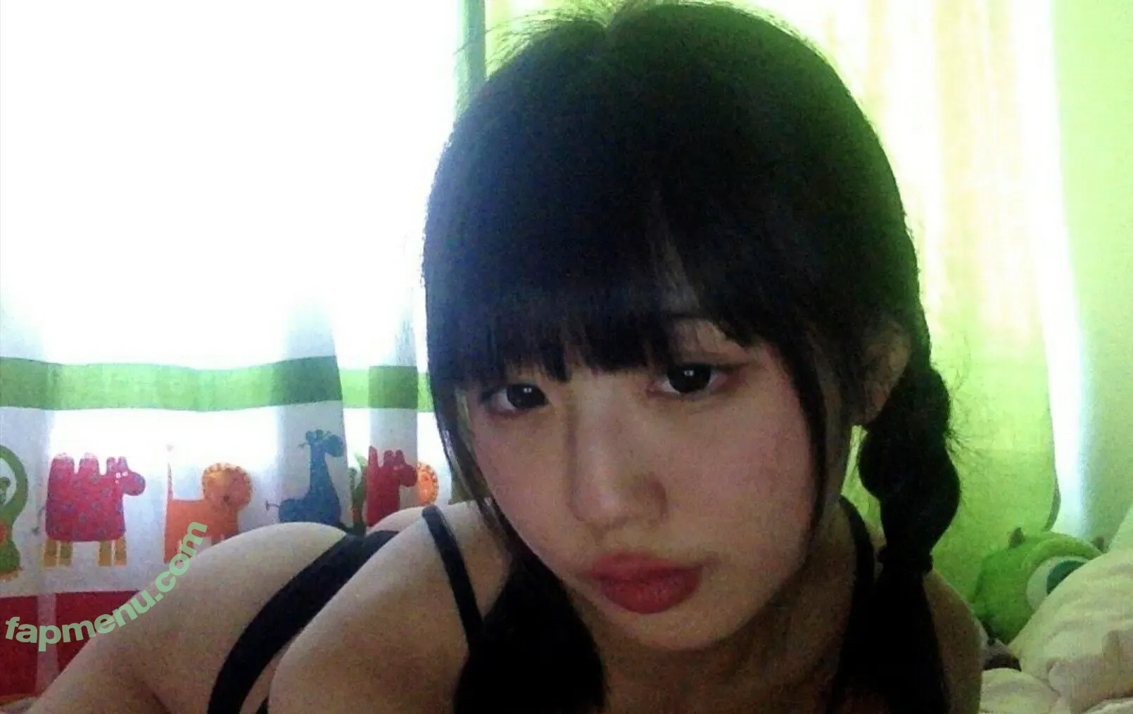 hppocampe nude photo #0016 (hippocampe.paris)